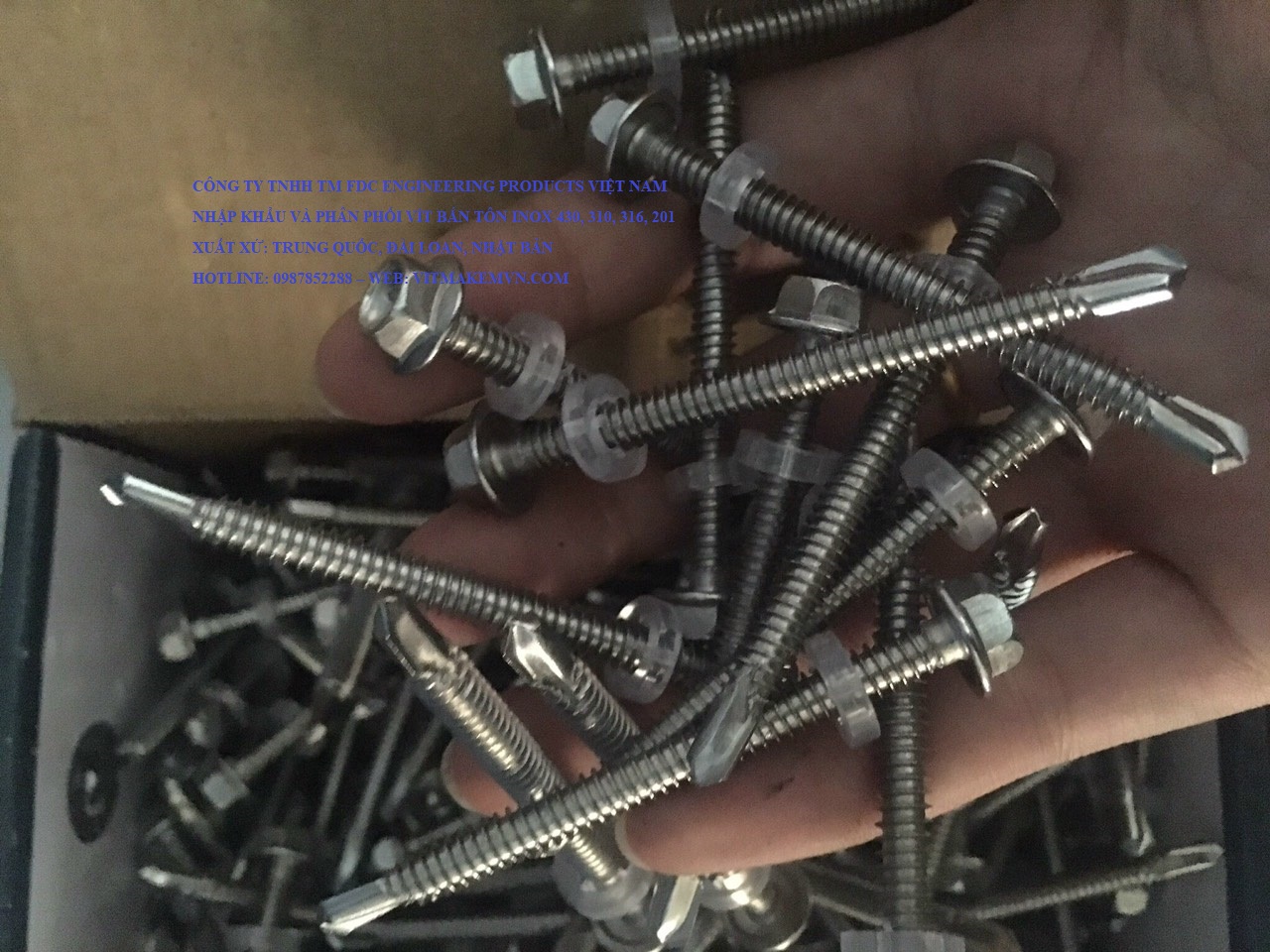 Vít bắn tôn Inox hàng nhập khẩu chính hãng - Vit Inox giá rẻ, tốt