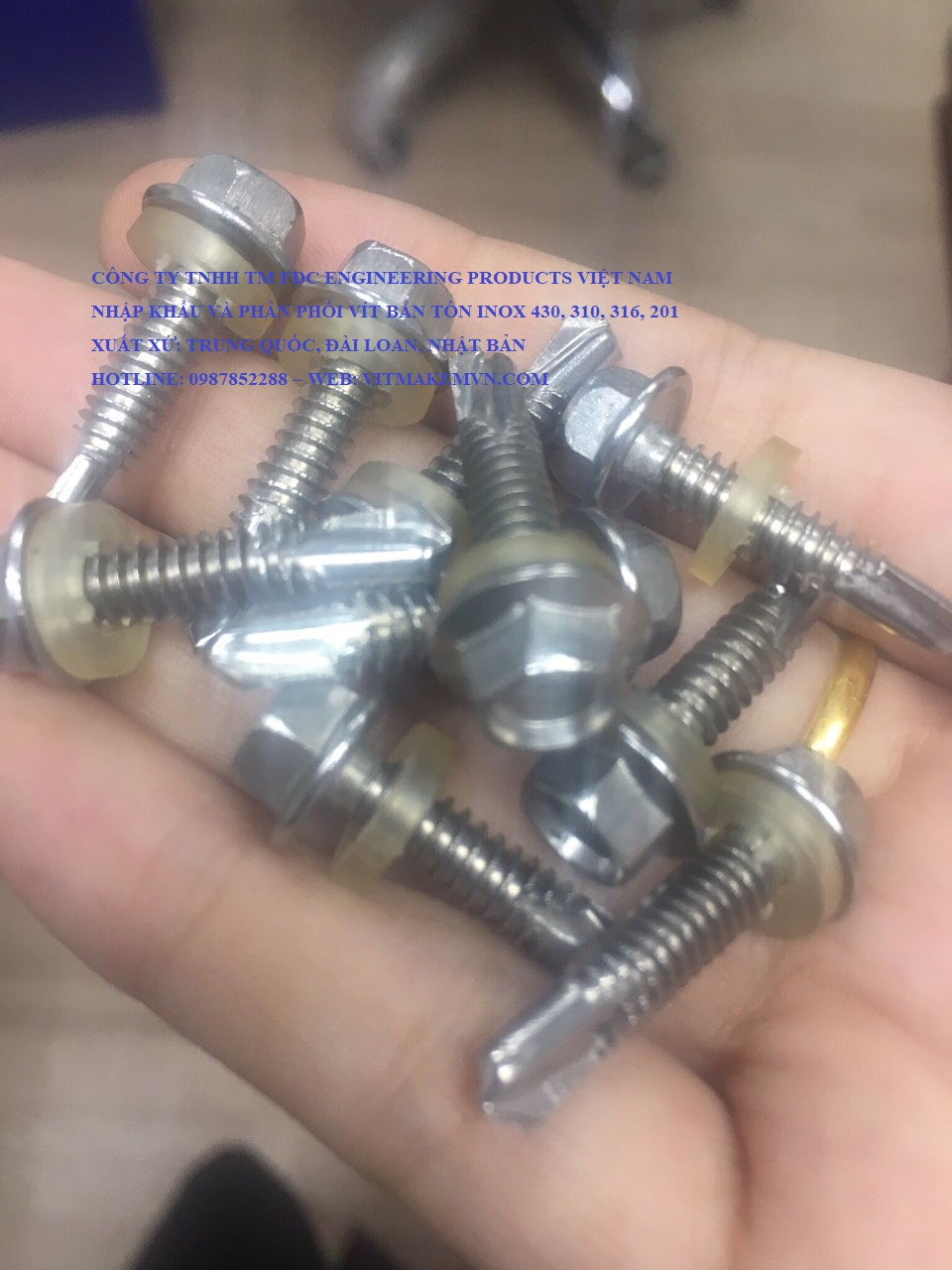 Vít bắn tôn Inox 4 phân nhâp khẩu Đài Loan, Nhật Bản giá rẻ