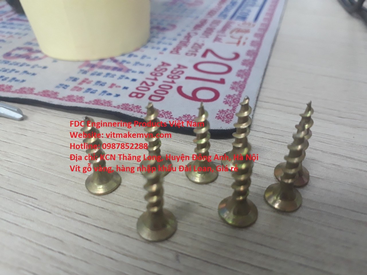 Vít gỗ vàng răng thưa 3 phân, nhập khẩu Đài Loan, Nhật Bản giá rẻ