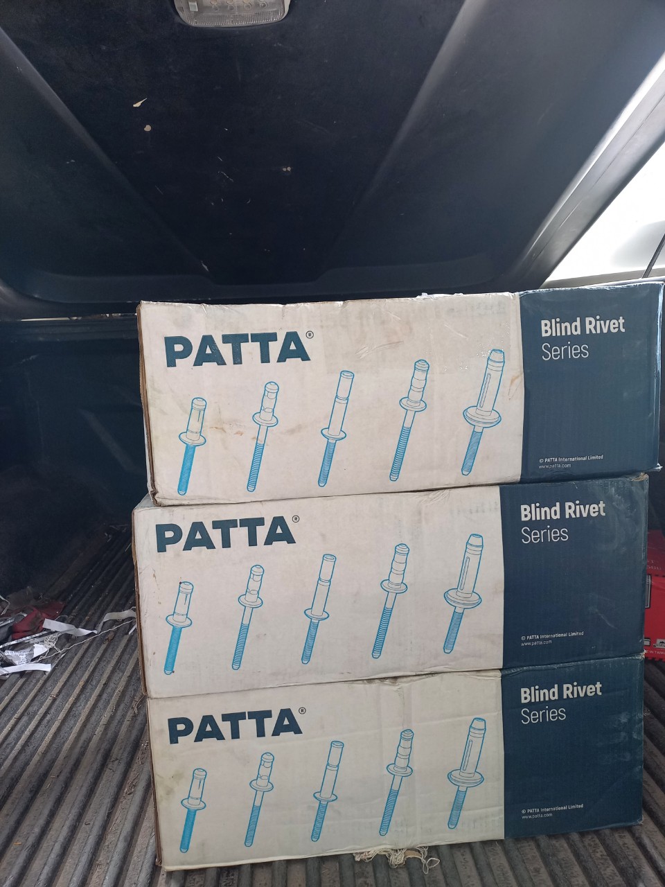 Đinh rút Rivets thân 3,4,5 size từ 6 phân đến 25 phân hiệu Patta Đài Loan